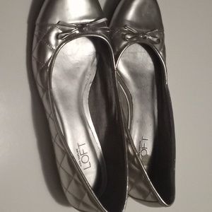 Ann Taylor silver shoes